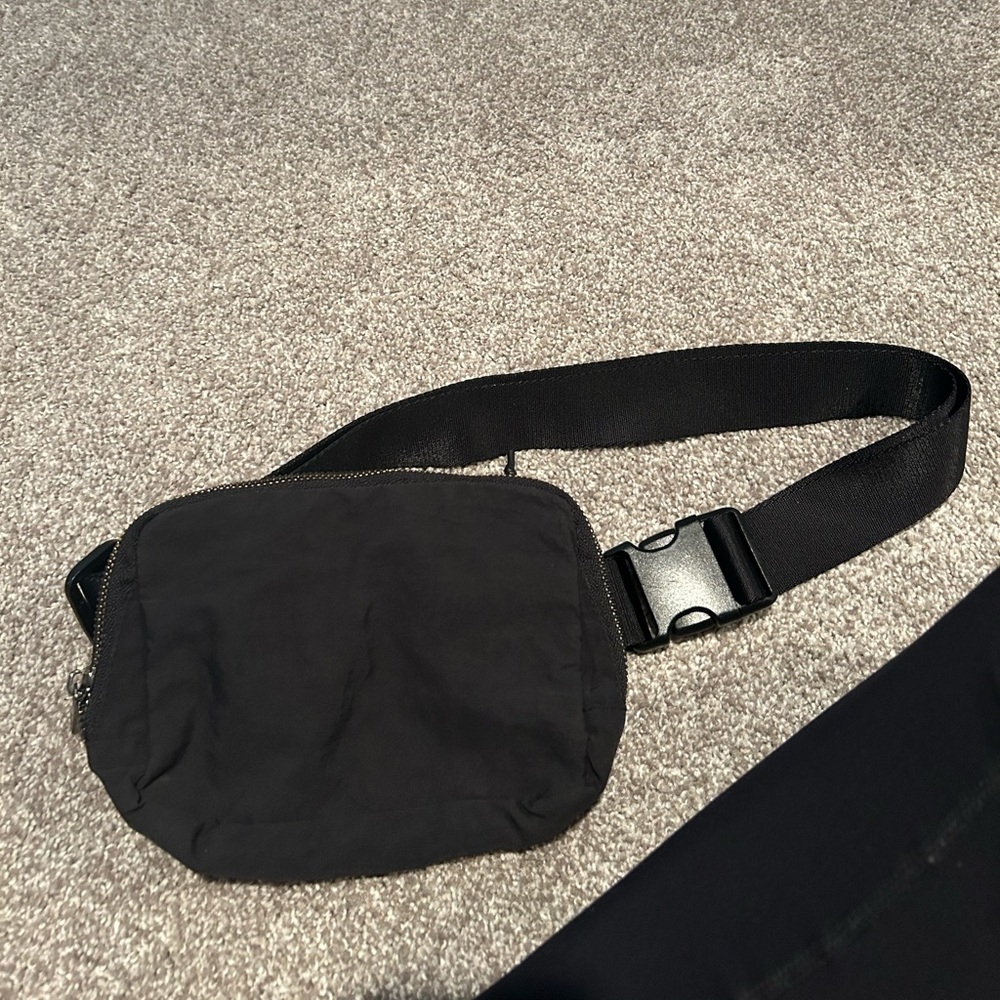 FANNY PACK